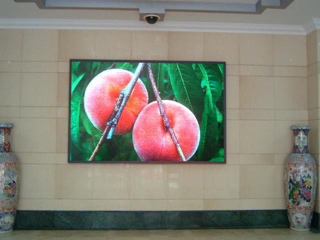 Full Color P5 Wewnętrzna ściana wideo LED 320 * 160 mm Moduł VGA o wysokim kontraście